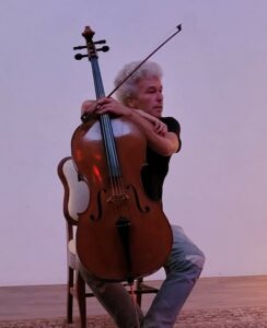 Wohnzimmerkonzert: Das verstimmte Cello